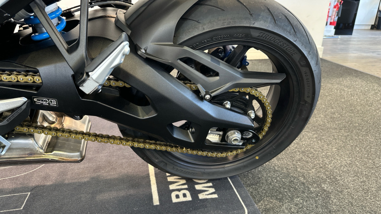 BMW M1000XR (24MY)